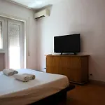 Ermete San Pietro House Appartement *