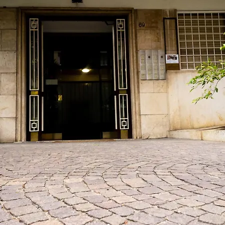 Ermete San Pietro House * Rome
