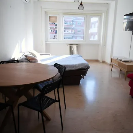 Ermete San Pietro House Roma